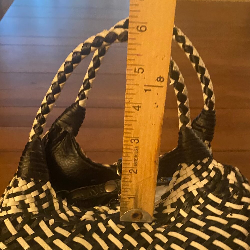 Black and White Woven Faux Leather Handbag - Picture 14 of 15
